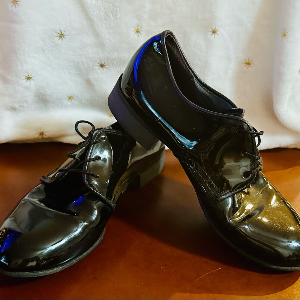 Women's Glossy Black Dressy Shoes Size 7